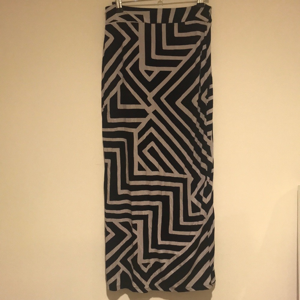 ANTHROPOLOGIE, maeve skirt circa 2014 - Picture 3 of 4